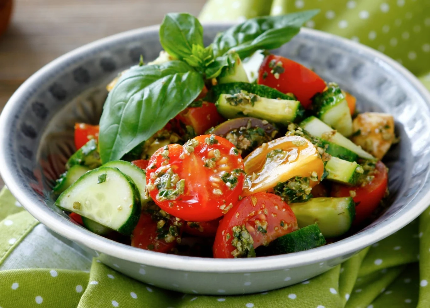 Ta surówka doskonale podkreśla smak obiadu Ta surówka doskonale podkreśla smak obiadu