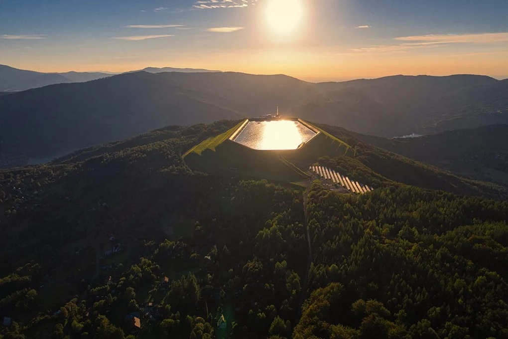 Zbiornik wodny na Górze Żar