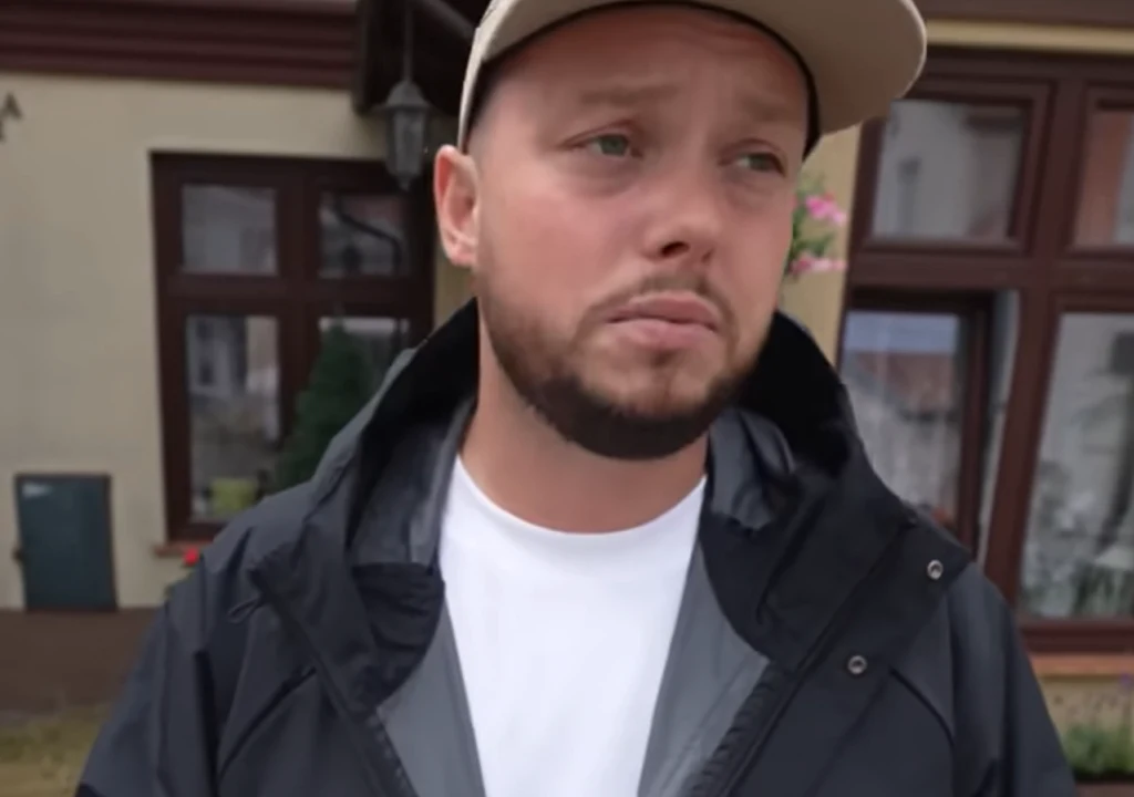 Książulo przetestował zapiekanki nad morzem Youtube:https://www.youtube.com/watch?v=rJW4Xst3q-k