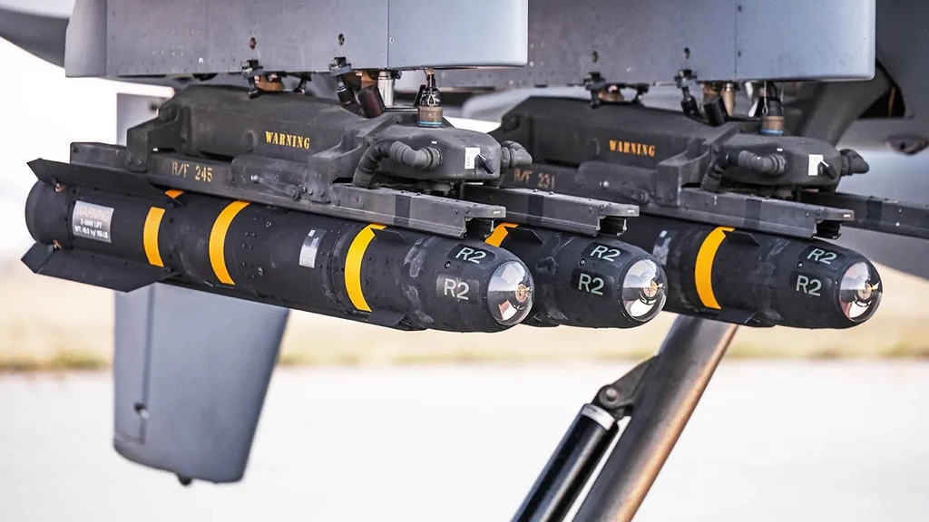 USA z nową wersją pocisków AGM-114 Hellfire USA z nową wersją pocisków AGM-114 Hellfire