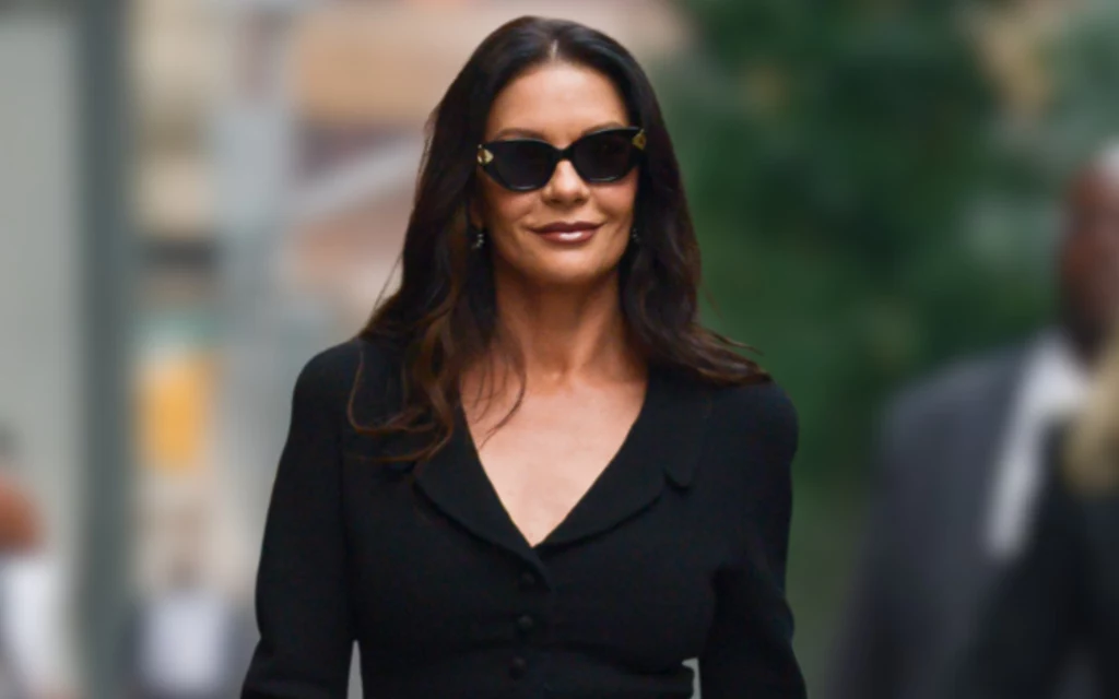 Catherine-Zeta Jones zadała szyku na ulicach Nowego Jorku