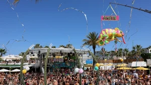 Ibiza nie bez powodu bywa nazywana miejscem, które nigdy nie zasypia