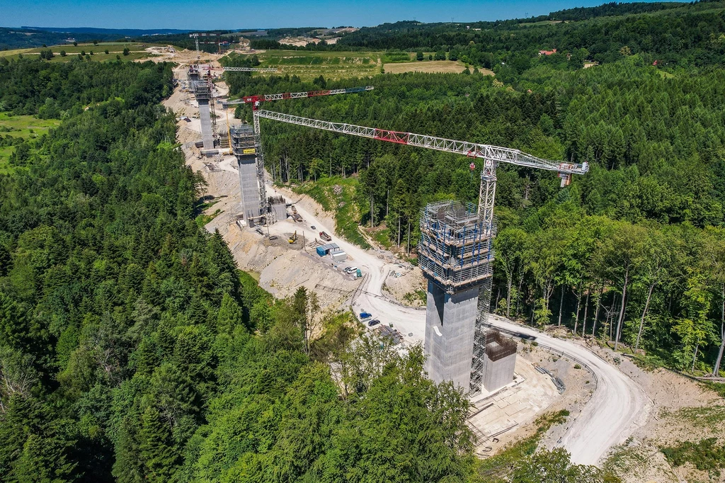 Samochody pojadą 80 metrów nad ziemią. To najwyższa estakada w Polsce