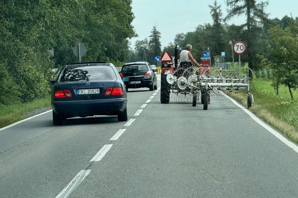 Rolnicy mogą przekraczać linię ciągłą krawędziową P-7b