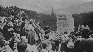 Odsłonięcie głazu upamiętniającego śmierć Mieczysława Karłowicza