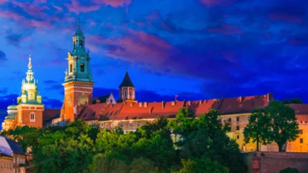​O "miejscu mocy", królewskiej klątwie i "smoczych" szczątkach, czyli Wawel od nietypowej strony