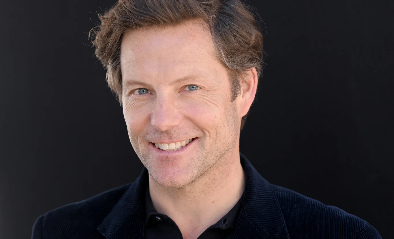 Jamie Bamber