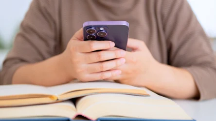 MEN zabroni telefonów uczniom? Projekt ustawy procedowany 