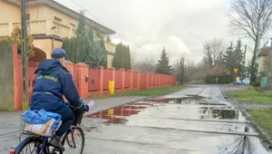 Cios dla budżetu seniorów? Poczta podnosi opłaty za doręczenie emerytur