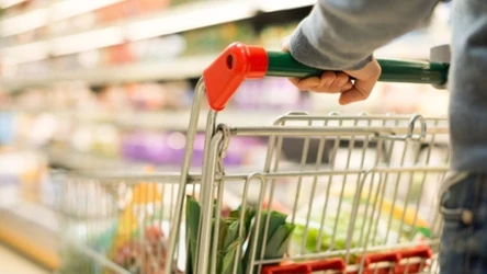 Ten popularny produkt spożywczy rozpuszcza kamień i rdzę. Lekarze zalecają umiar