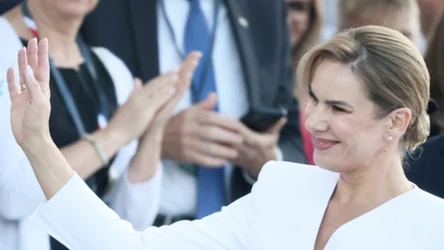 Marta Nawrocka podczas przejęcia przez Prezydenta zwierzchnictwa nad Siłami Zbrojnymi RP