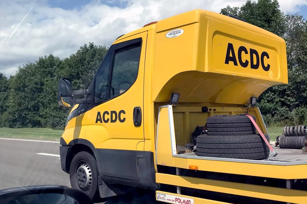 Fałszywi mechanicy upodabniają się do pracowników ADAC | Fot. ADAC SE Fałszywi mechanicy upodabniają się do pracowników ADAC | Fot. ADAC SE