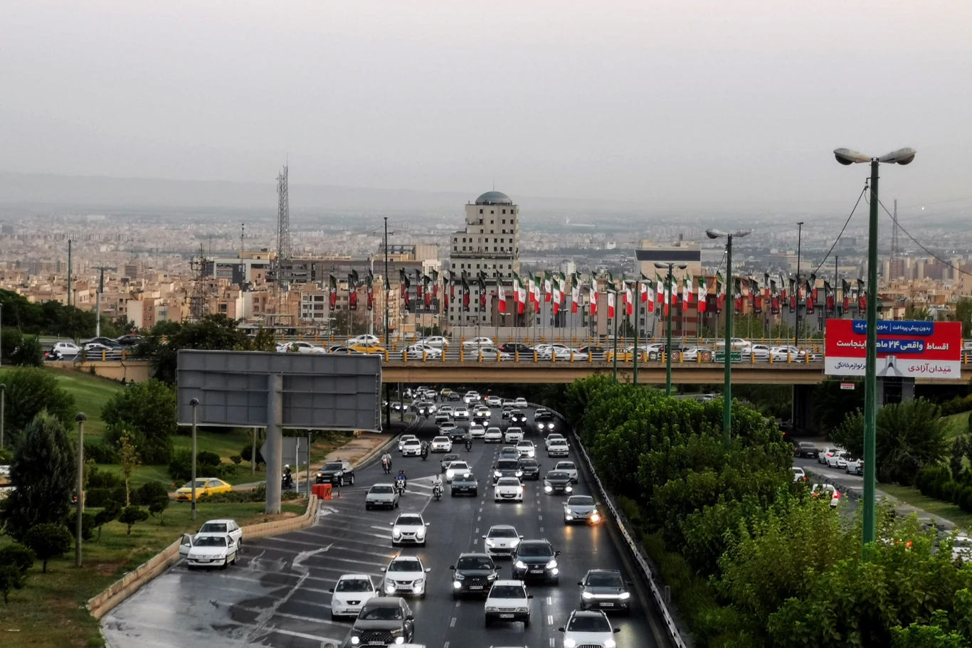 Francja, Niemcy i Wielka Brytania zadeklarowały gotowość do przywrócenia sankcji na Iran