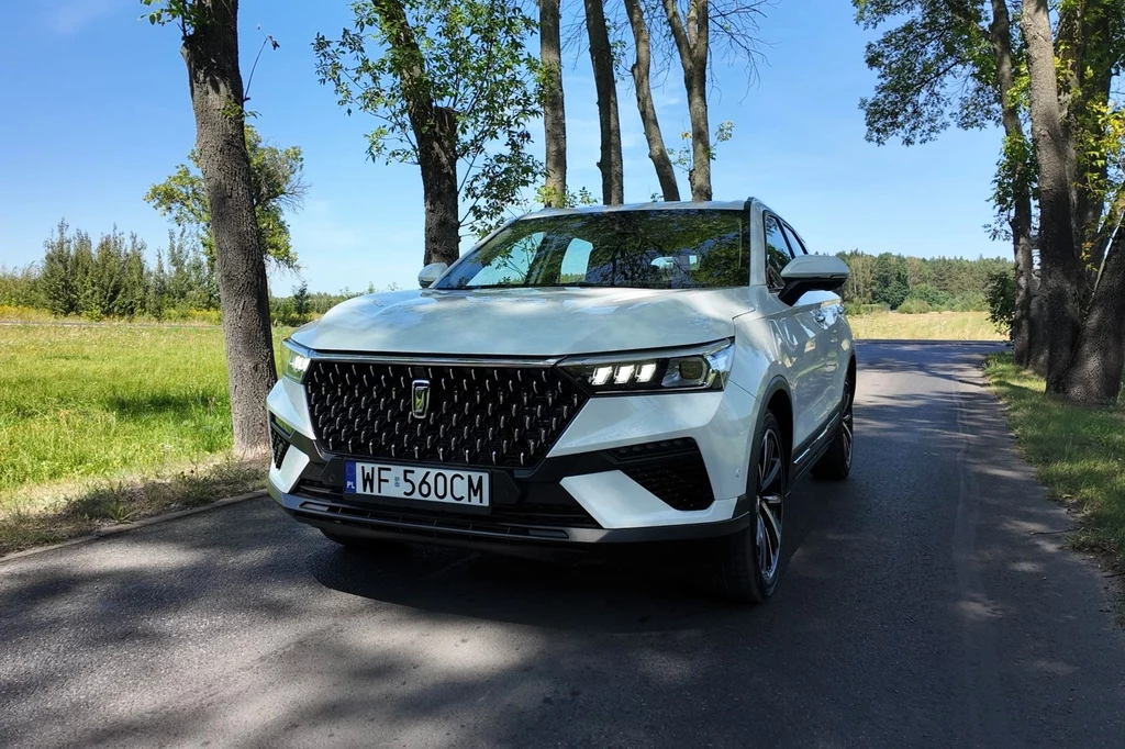 Bestune T77 spróbuje podebrać klientów m.in. Toyoty Corolli Cross czy Hyundaia Tucsona. Bestune T77 spróbuje podebrać klientów m.in. Toyoty Corolli Cross czy Hyundaia Tucsona.