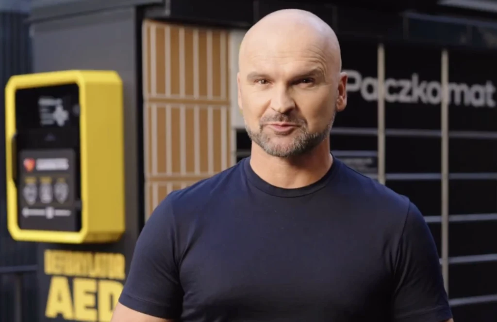 Paczkomaty z nową funkcją. InPost montuje defibrylatory AED. Paczkomaty z nową funkcją. InPost montuje defibrylatory AED.
