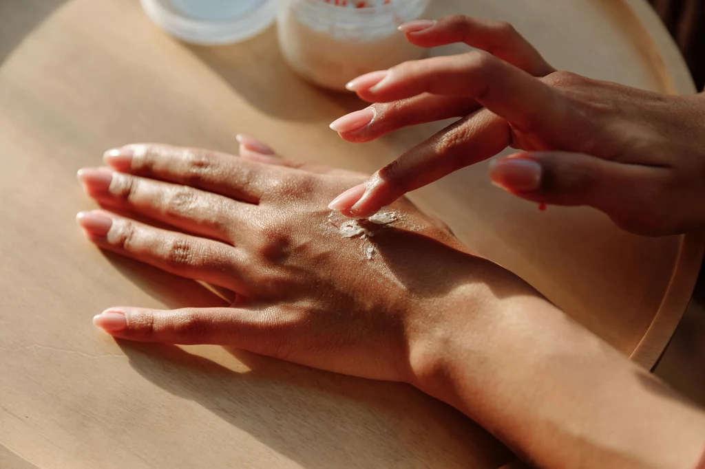 Najmodniejsze trendy w manicure 