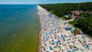 Planujesz "sierpniówkę" nad Bałtykiem? W tych miejscach będą prawdziwe tłumy 