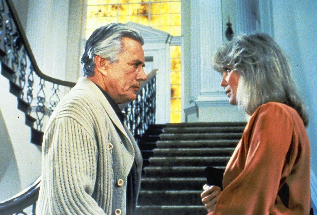 Linda Evans i John Forsythe na planie serialu "Dynastia"