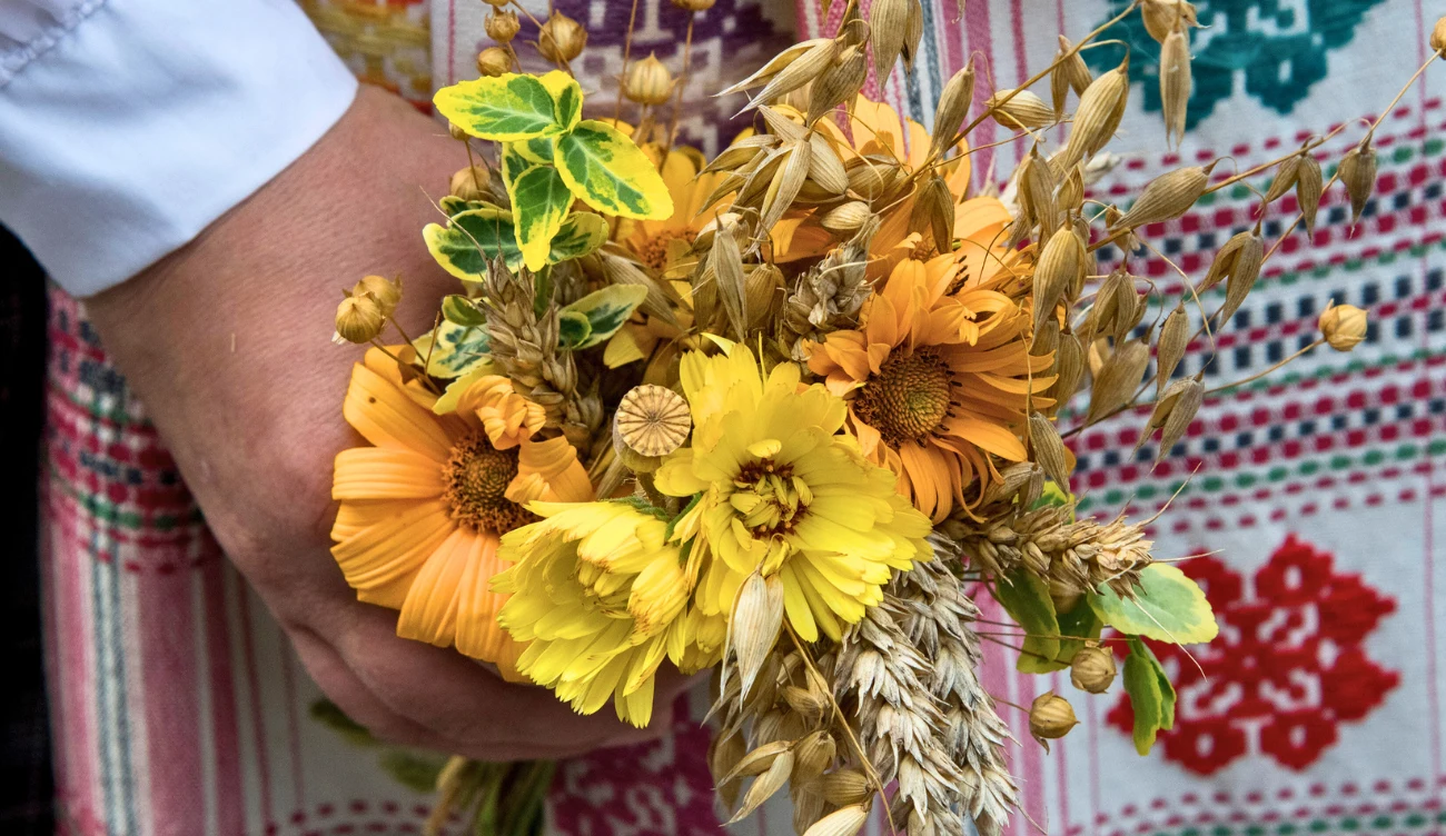 Bukiety na dzień Matki Boskiej Zielnej. Ile ziół powinny mieć? Bukiety na dzień Matki Boskiej Zielnej. Ile ziół powinny mieć?