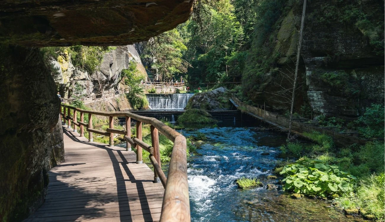 Czeska Szwajcaria zachwyca widokami - ponownie można ją zwiedzać Czeska Szwajcaria zachwyca widokami - ponownie można ją zwiedzać