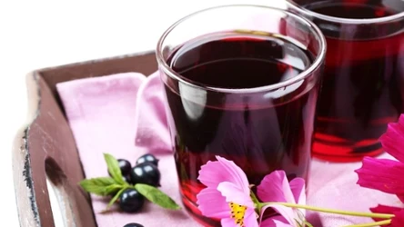 Sok z czarnej porzeczki to najlepsze wspomnienie z babcinej kuchni