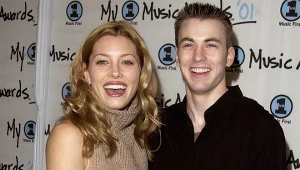 Jessica Biel i Chris Evans w 2001 roku