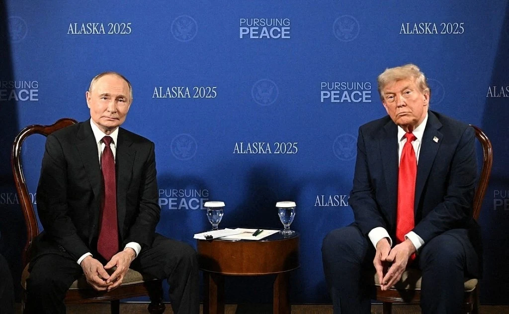 "Wyraźnie 1:0 dla Putina". Politycy reagują na spotkanie Trumpa z Putinem "Wyraźnie 1:0 dla Putina". Politycy reagują na spotkanie Trumpa z Putinem