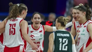 Katarzyna Wenerska (druga z lewej) od kilku lat jest ważnym ogniwem kadry. W tym sezonie została podstawową rozgrywającą