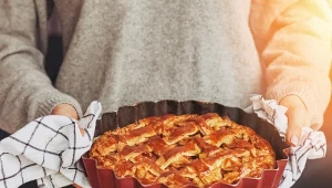 To ciasto jest jeszcze lepsze, niż szarlotka. Zrób, póki trwa sezon