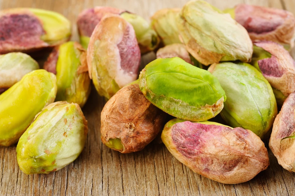 Spożywanie pistacji wspiera mikrobiom jelit i obniża glukozę u dorosłych Spożywanie pistacji wspiera mikrobiom jelit i obniża glukozę u dorosłych
