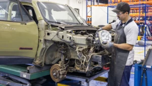 Motoryzacyjny gigant obiera nowy cel. Części do auta kupisz znacznie taniej