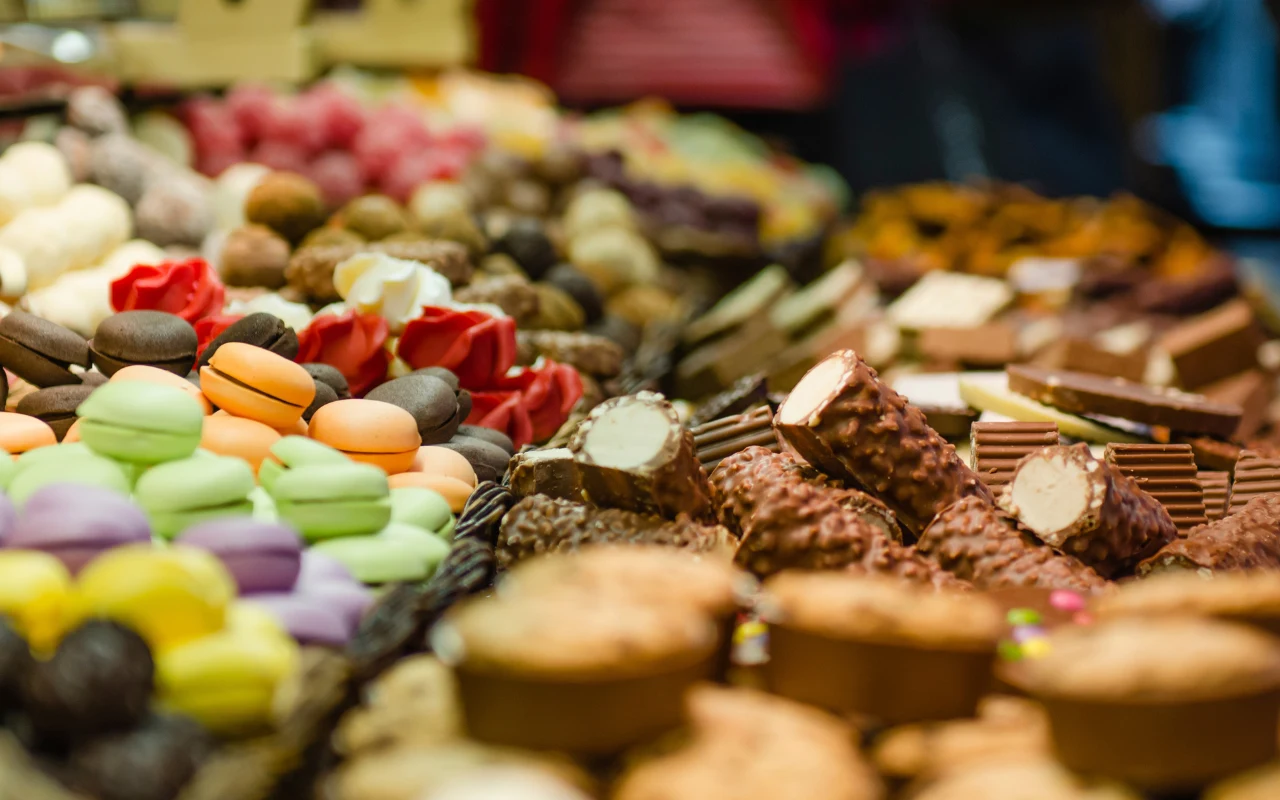Na diecie trudno zrezygnować ze słodyczy. Jakie wybierać, aby mieć szansę na wymarzoną sylwetkę?