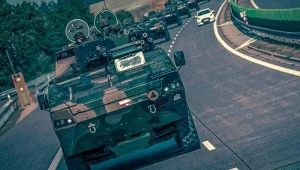 Do końca września na drogach niemal całego kraju będzie wzmożony ruch pojazdów wojskowych, związany z ćwiczeniami "Żelazny Obrońca-25"