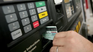 Uważaj na wakacjach. Włożysz kartę i stracisz wszystkie oszczędności 