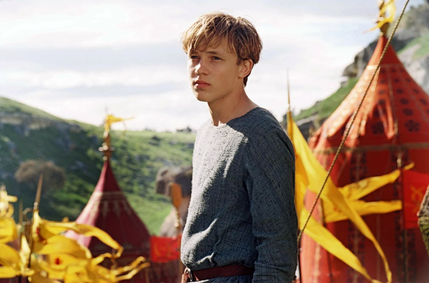 William Moseley w filmie "Opowieści z Narnii: Lew, czarownica i stara szafa"