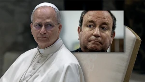 Papież Leon XIV podjął ważną decyzję w sprawie skompromitowanego biskupa z Argentyny - Gustavo Zanchetty (po prawej) 