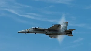 Runął ponaddźwiękowy samolot. Komunikat marynarki wojennej USA