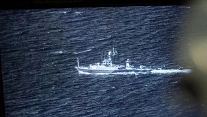 Zdj. ilustracyjne przedstawiające rosyjski okręt wojenny typu Parchim. Okręt rozpoznali Francuzi podczas misji patrolowej nad Morzem Bałtyckim w 2022 r.