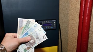 Skąd można dostać pieniądze na wymianę pieca? Warto sprawdzić te programy.