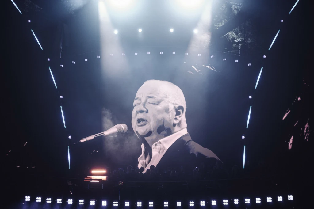 Informację o śmierci Stanisława Sojki podano późnym wieczorem w trakcie trwania Festiwalu w Sopocie