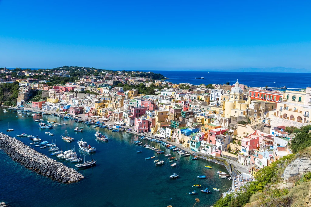 Procida to mała wyspa, która nadal umyka wielu turystom Procida to mała wyspa, która nadal umyka wielu turystom