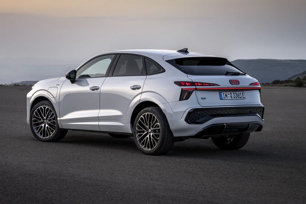Audi Q3 Sportback dołącza do oferty kompaktowego SUV-a niemieckiej marki. Audi Q3 Sportback dołącza do oferty kompaktowego SUV-a niemieckiej marki.