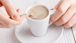 Topi boczki, stawia na nogi i chroni wątrobę. Ulubiona kawa Szwedów