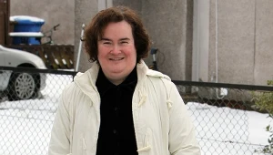 Susan Boyle już tak nie wygląda! Przeszła spektakularną metamorfozę