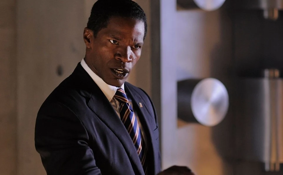 Jamie Foxx w filmie "Świat w płomieniach" Jamie Foxx w filmie "Świat w płomieniach"