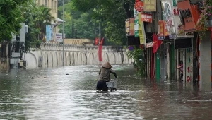 Tajfun Kajiki przetoczył się przez Wietnam