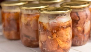 Ten przepis zawsze się udaje. Domowa konserwa bez szkodliwych dodatków