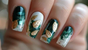 Najmodniejszy manicure na jesień 2025. Polki pokochały ten motyw