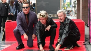 Tré Cool, Billie Joe Armstrong i Mike Dirnt (Green Day) 1 maja 2025 r. odsłonili swoją gwiazdę na Hollywood Walk of Fame