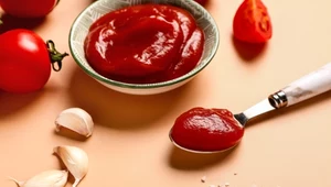 Ten domowy ketchup to hit. Pyszny i odżywczy, zrobisz go w mig 